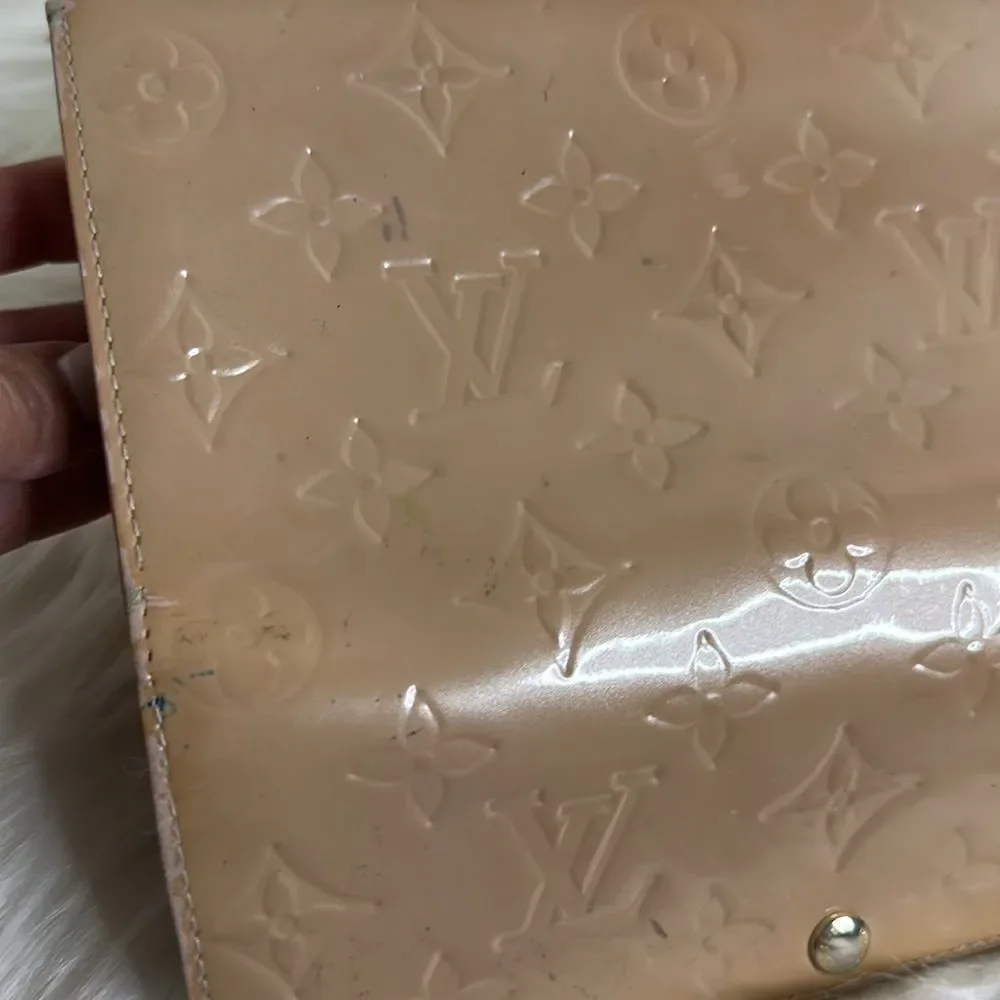 💯Authentic Louis Vuitton Vernis Long Wallet 🍀